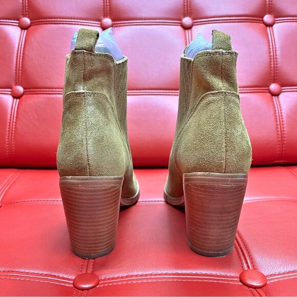 Marc Fisher Gadri Larice Tan Suede Leather Block Heeled Bootie Sz: 8M or 9M NWOB - Picture 8 of 14